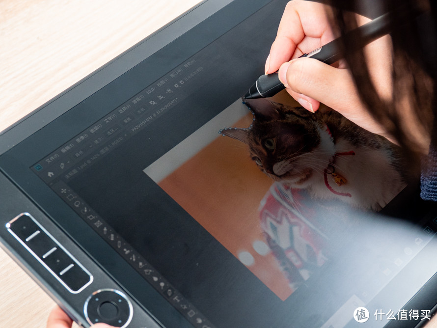 Wacom MobileStudio Pro 16运行Photoshop