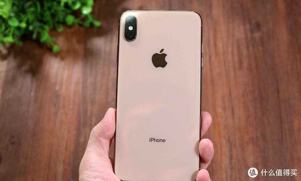 为果粉发福利：iPhone XS Max降了一半