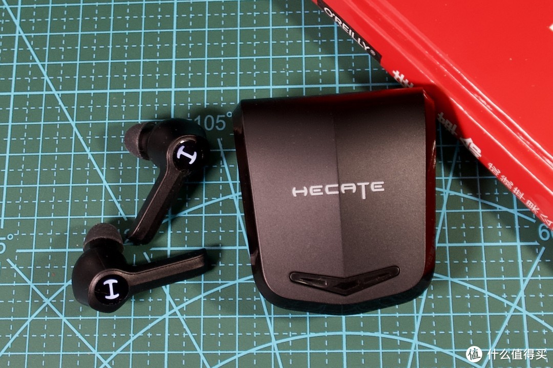 漫步者 HECATE GM4 蓝牙游戏耳机体验分享，延迟低定位准。