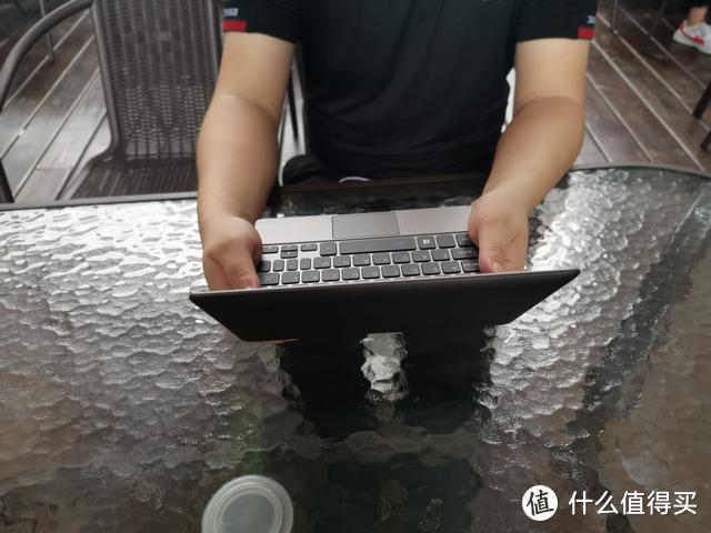 获得《微型计算机》称赞，GPD P2 MAX堪称对便携本的终极追求