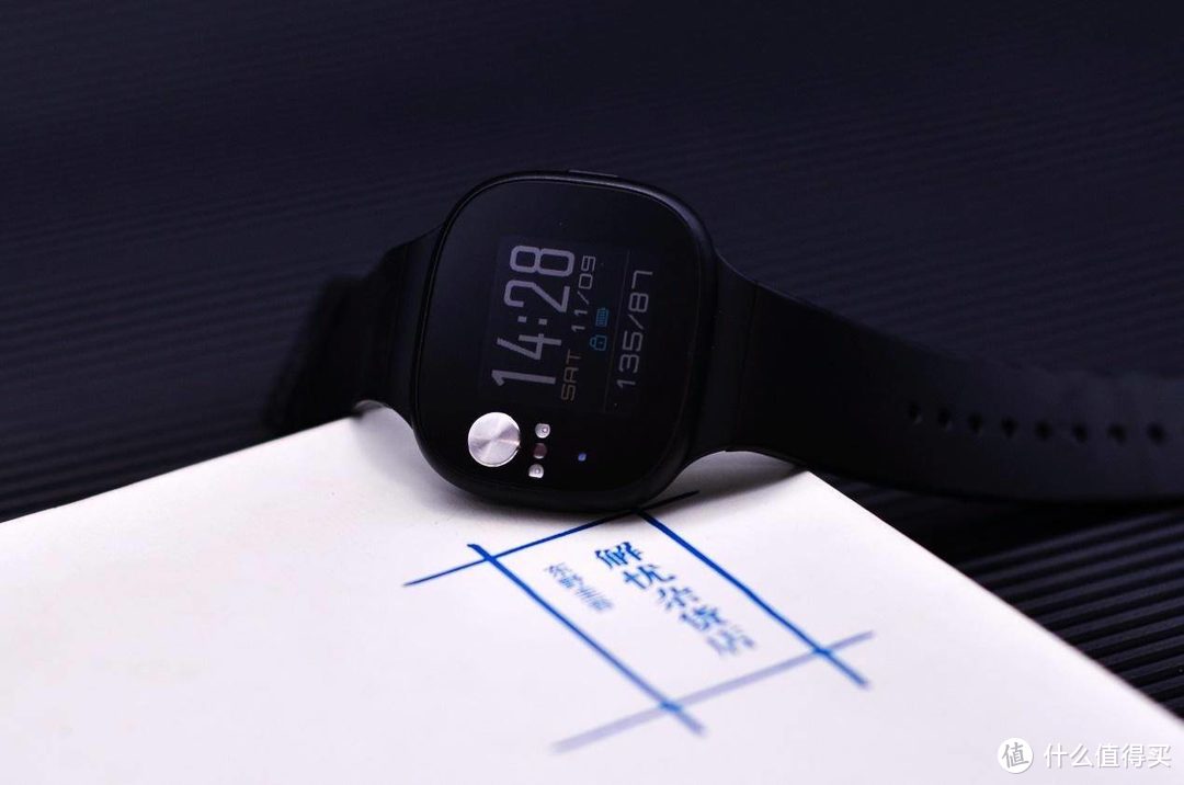 术业有专攻，为健康而生——华硕VivoWatch BP健康手表