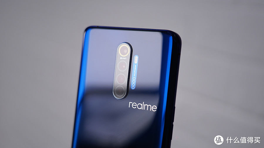 不同于 realme X2 的中高端定位 realme X2 Pro能够 Pro起来吗？