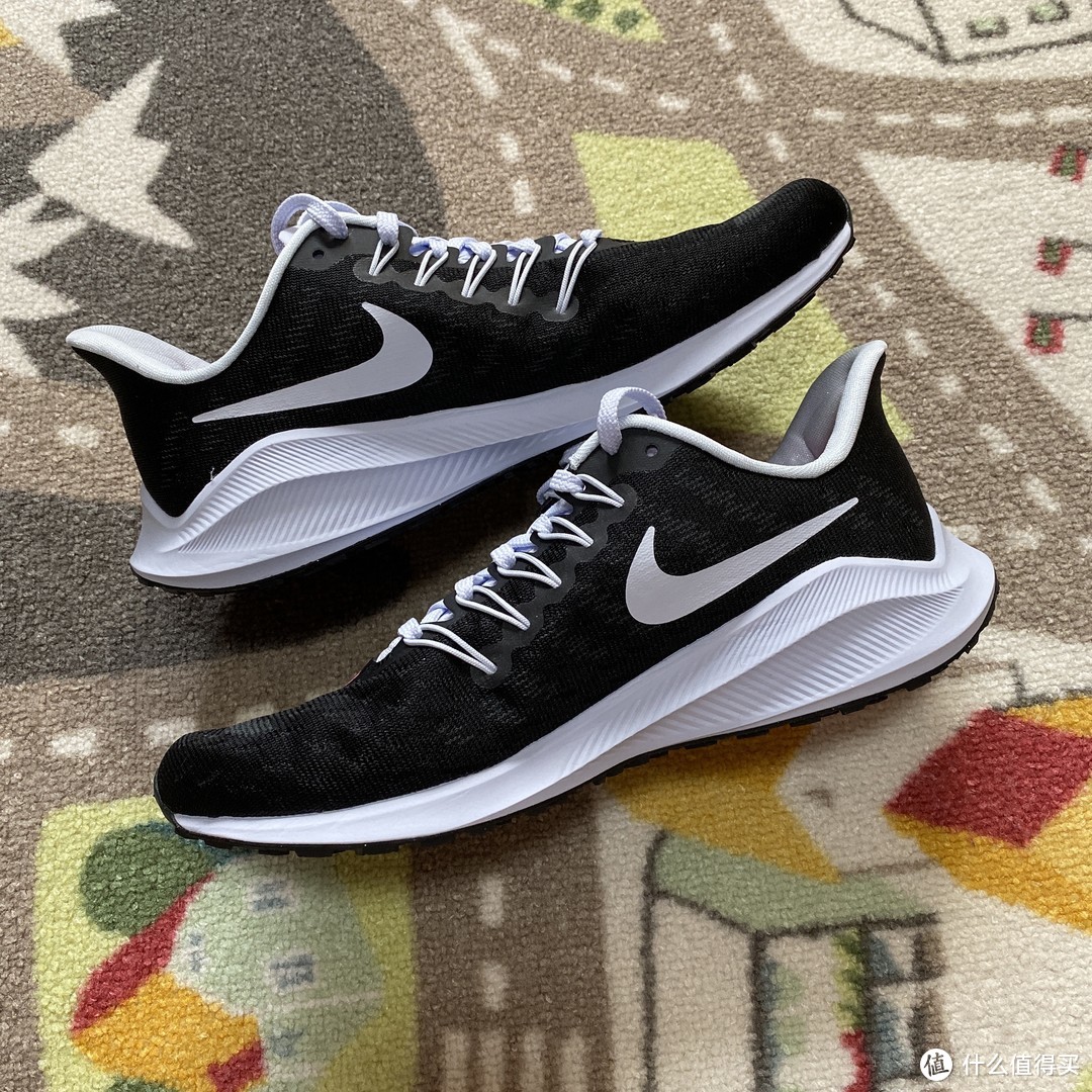 319超实惠！NIKE AIR ZOOM VOMERO 14 跑步鞋