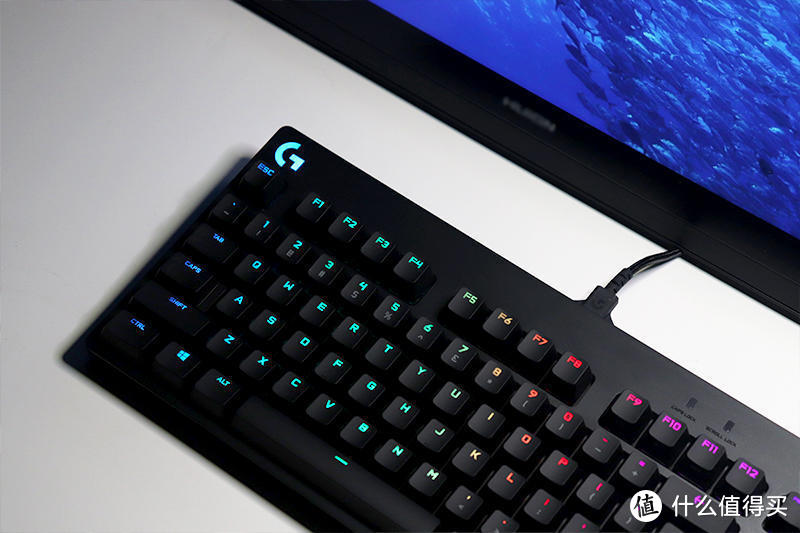 Blue to Red信仰换轴记：电竞级外设罗技PRO X游戏机械键盘