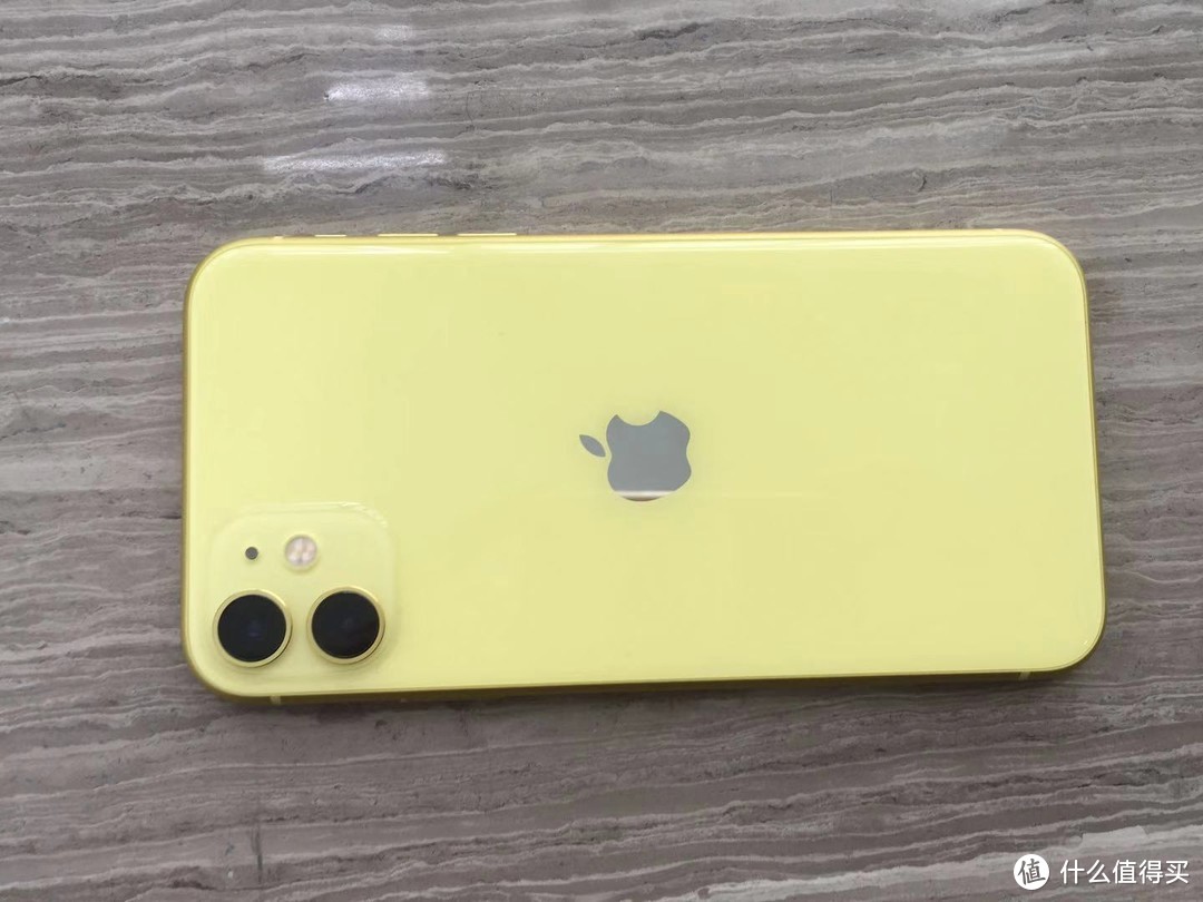 认认真真搞黄色——站内为数不多的黄色iPhone11（附小黄鱼寄卖体验）