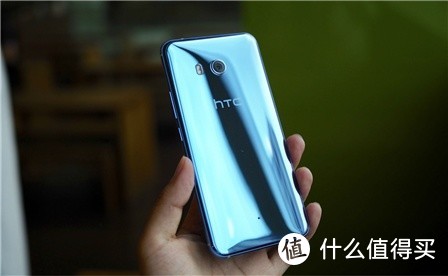 皎月银版本的HTC U11