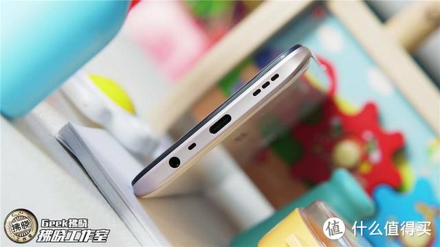 为长续航和观影体验入手一部千元机？OPPO A11体验实录