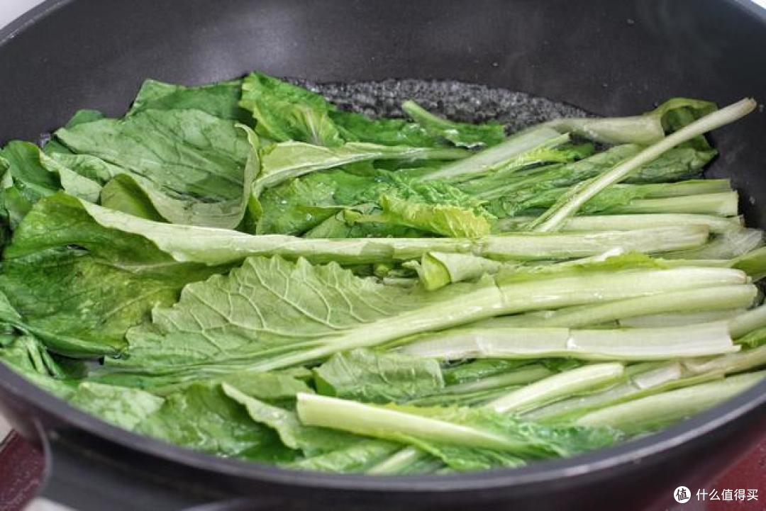 【小白菜鲜肉大馄饨】