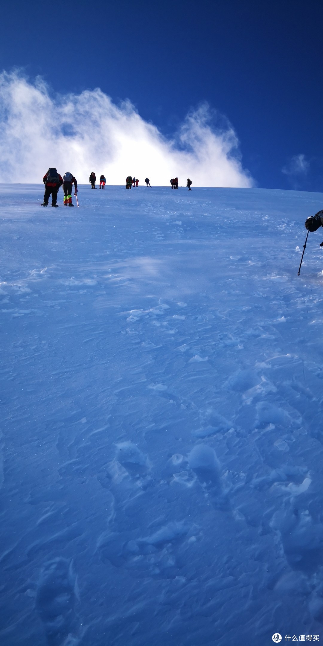 COROS高驰APEX PRO伴我哈巴雪山行