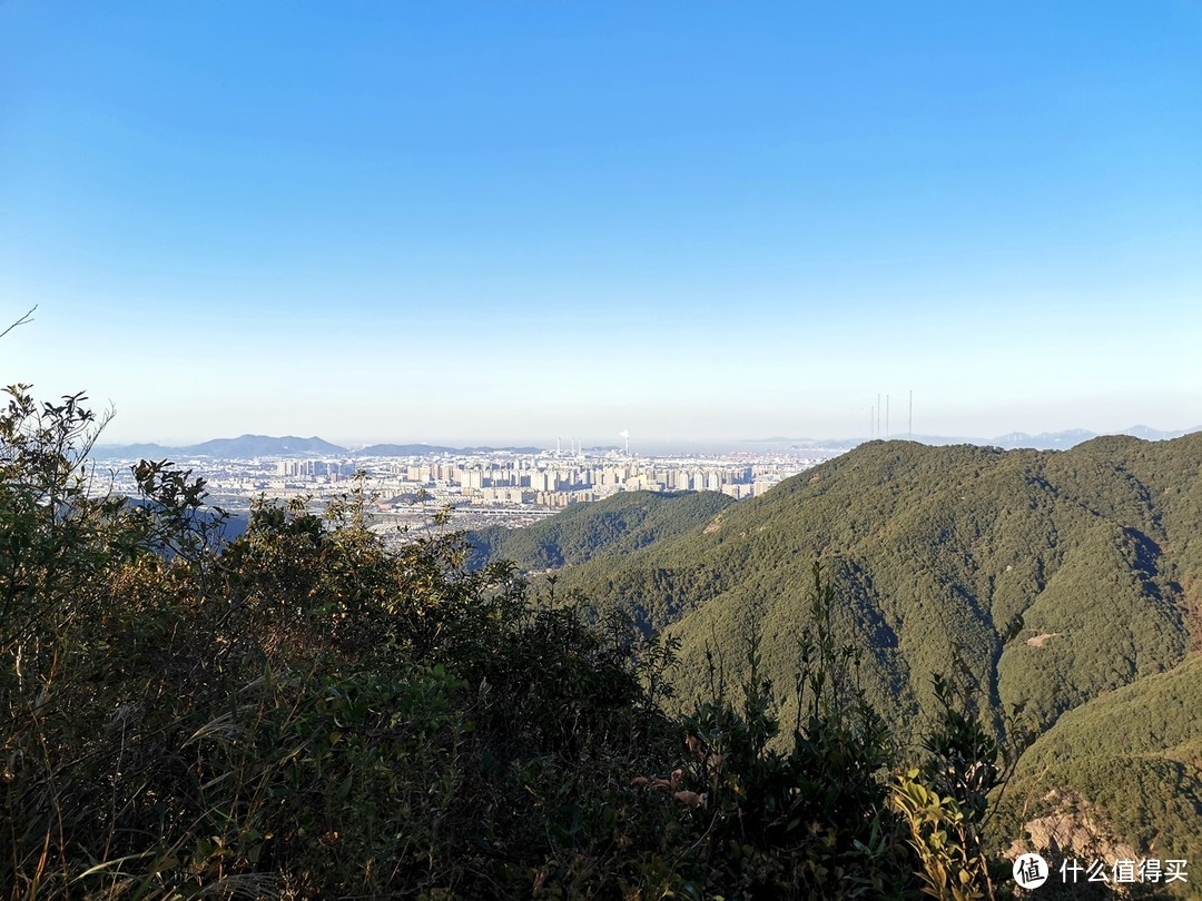 与星特朗 SCTW-70 同行，带孩子赏远方美景、探宇宙奥秘