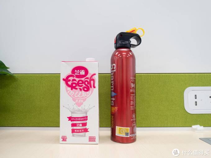 不到十块钱的灭火器能不能用?——简易灭火器测评