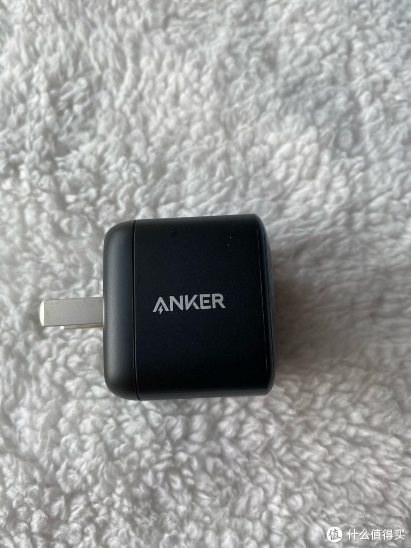 实在控寄不住我寄几-再入手anker30W氮化镓黑色款