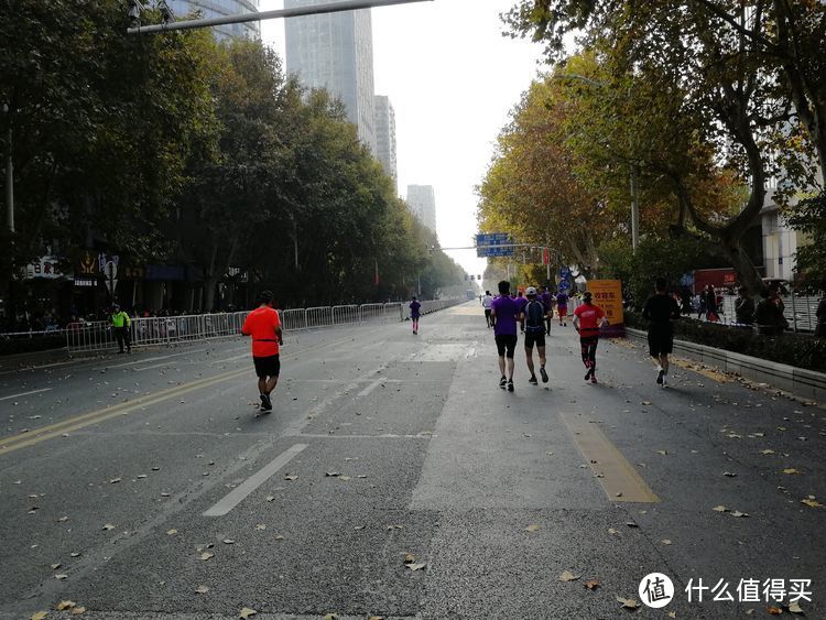 穿越六朝十代，跑进旧都新城--2019.11.10南京马拉松赛记