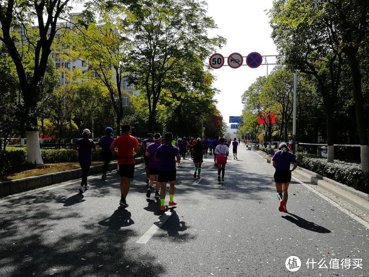 穿越六朝十代，跑进旧都新城--2019.11.10南京马拉松赛记