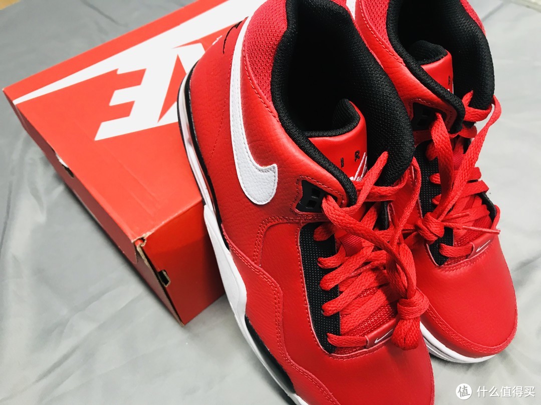 中国红的NIKE篮球鞋，出街吸睛率超高~