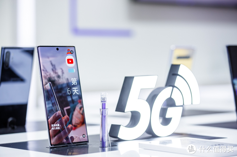 5G、折叠屏一个都不能少，三星携最新成果亮相中国移动合作伙伴大会