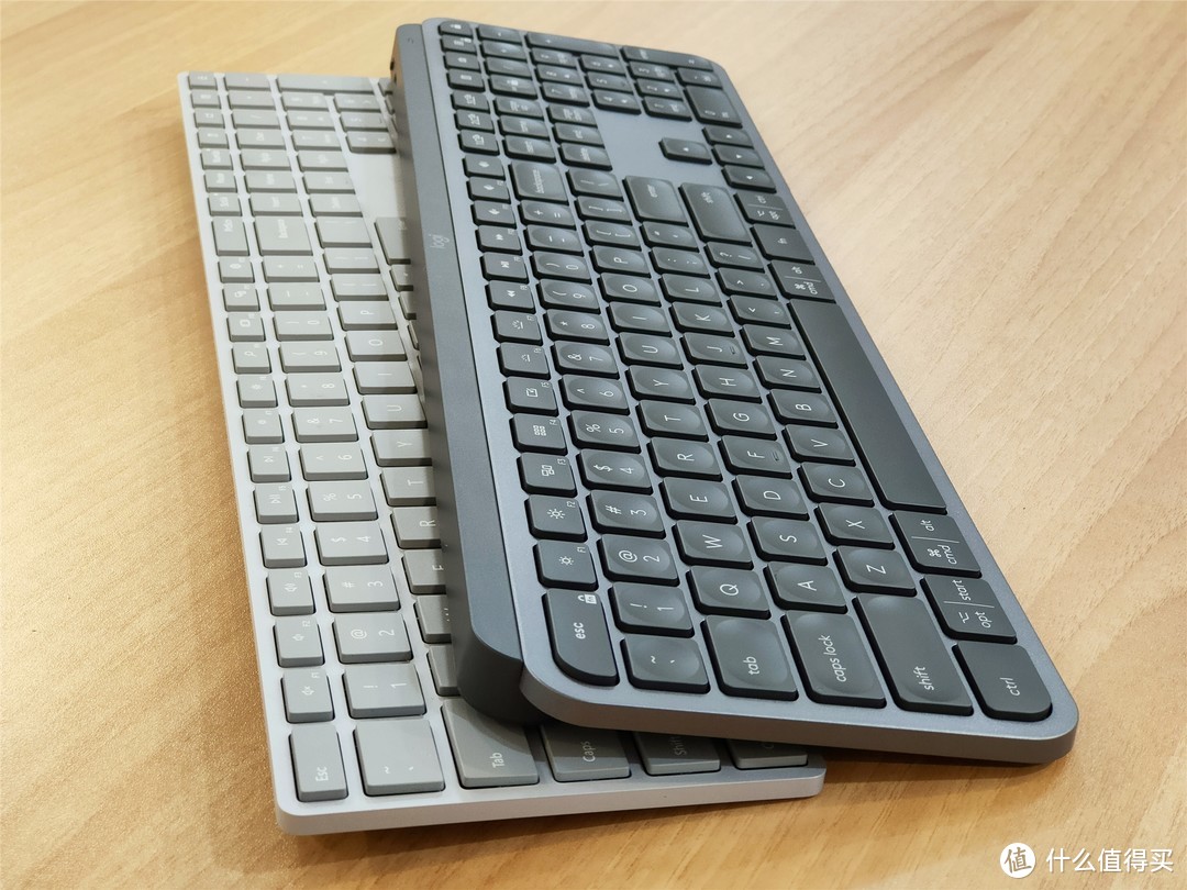 两大巨头无线键盘对决：罗技MX Key是否可以力战“田牌”Surface Keyboard？