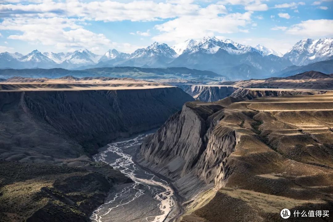 自驾穿越天山地理走廊 半废弃国防公路新疆S101全程游记