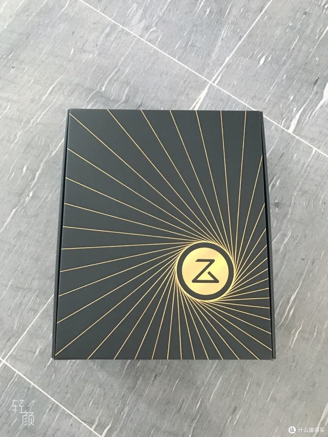 黑金色包装很上档次