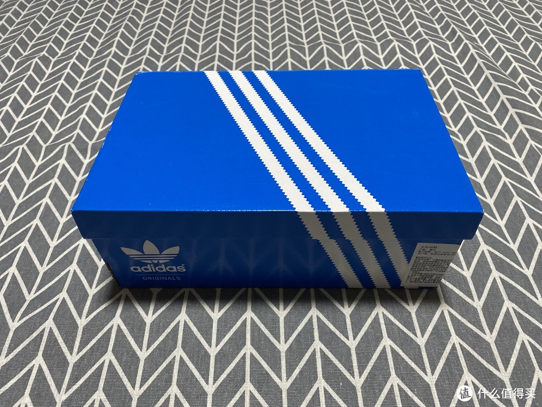 adidas三叶草Gazelle经典运动鞋