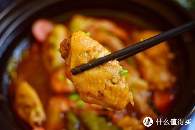 东北人就爱这么吃，不需水不需炒，有肉有虾还有菜，拌米饭真香