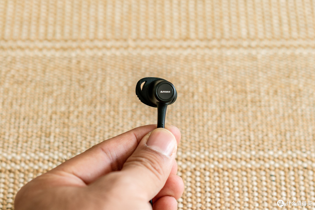 59块入手日本全新洋垃圾aptx无损音频运动蓝牙耳机开箱简评