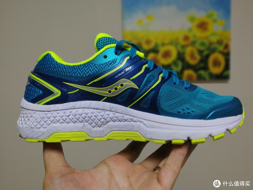 历史悠久的冷门次*级支撑跑鞋——Saucony 索康尼 Omni 16 开箱