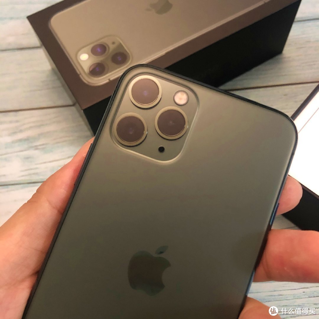 iPhone 11 Pro 和这些值得上手的配件！