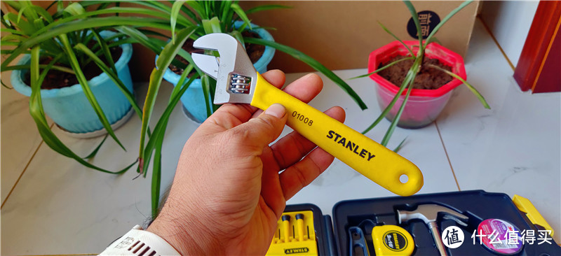 家庭必备工具，史丹利Stanley45件套家装工具箱套装开箱