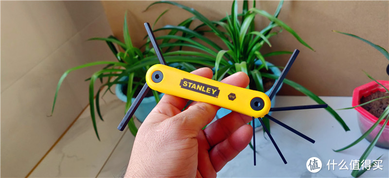 家庭必备工具，史丹利Stanley45件套家装工具箱套装开箱