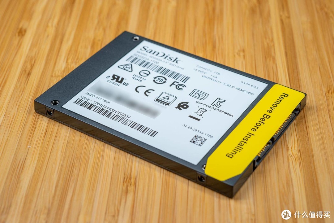 大大大号U盘：闪迪 SSD PLUS 1T闪存盘买不买？