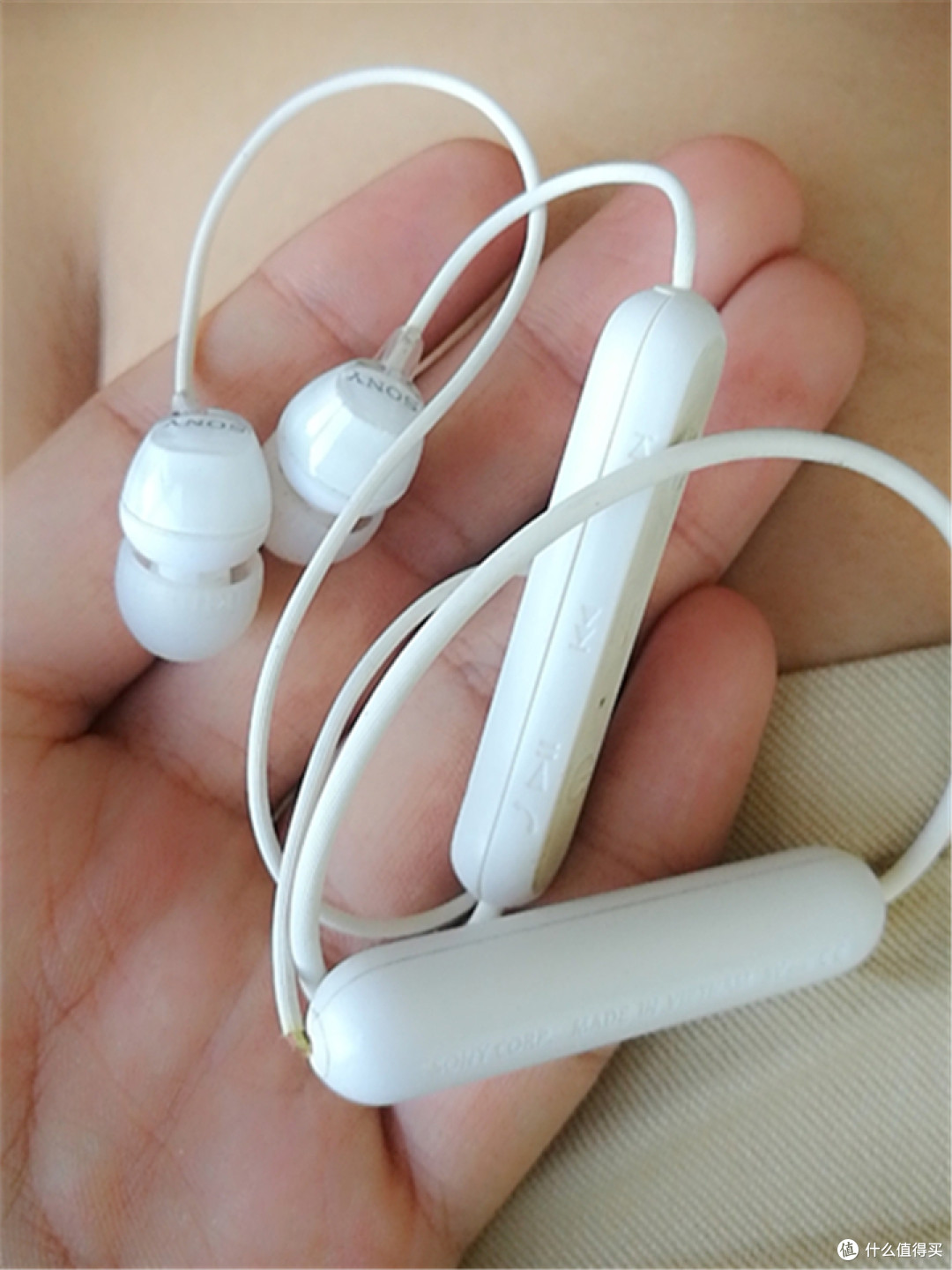 索尼wic300耳机索尼大法中性价比较高的蓝牙耳机