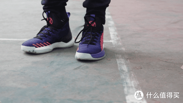 脚下是鞋，更是一份爱：乔丹体育X壹基金联名篮球鞋 