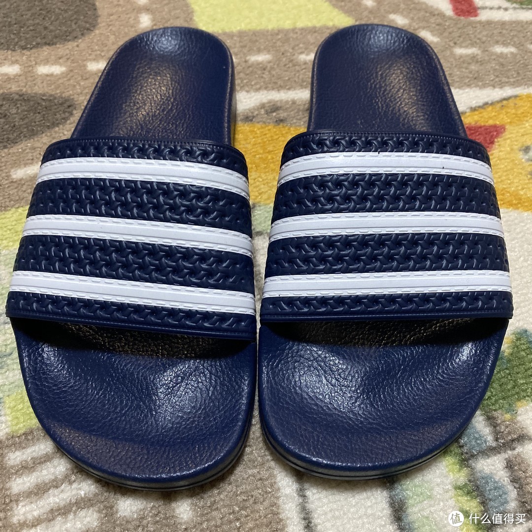 反季好价！adidas三叶草ADILETTE休闲拖鞋