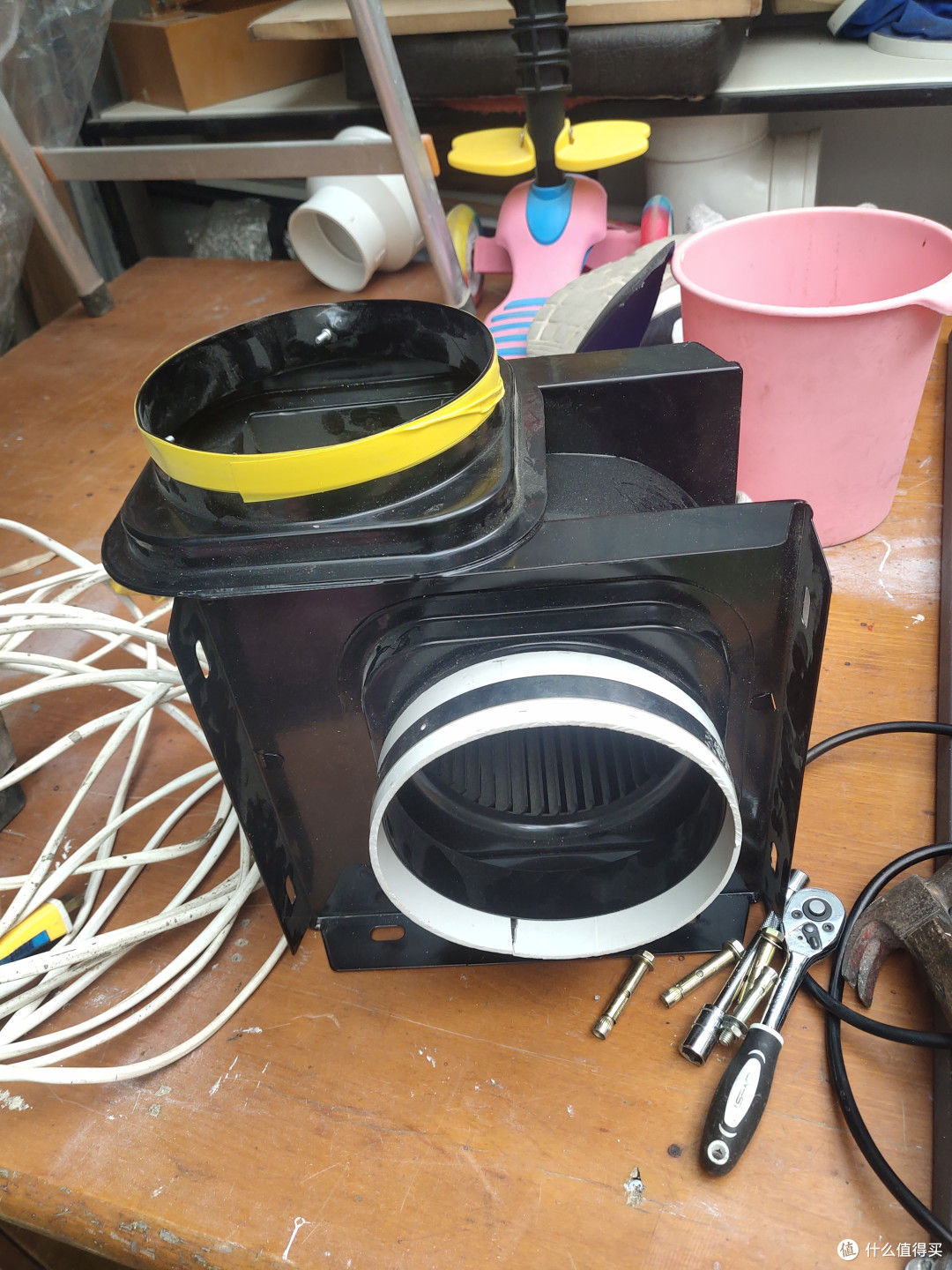 Diy一台人人都可动手制作的简单实用壁挂单向新风机 新风系统 什么值得买