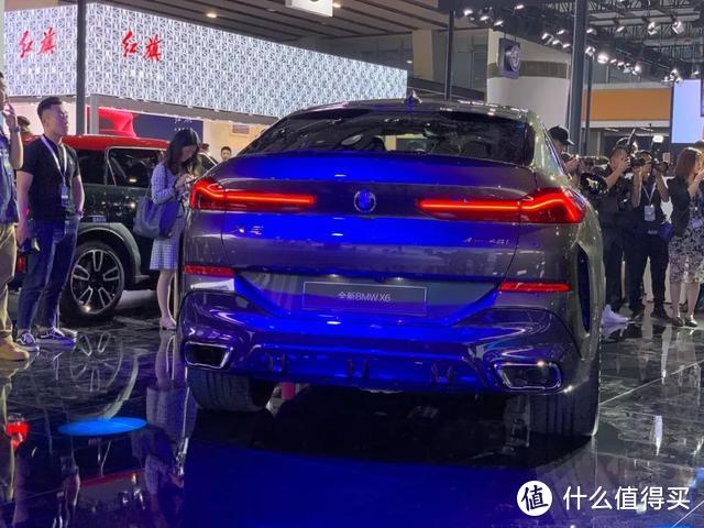 轿跑SUV物种的高度，由BMW X6自己来突破