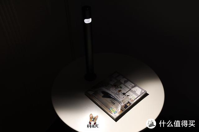 Jya无线台灯C图赏：创新灯体设计还原纯粹新光