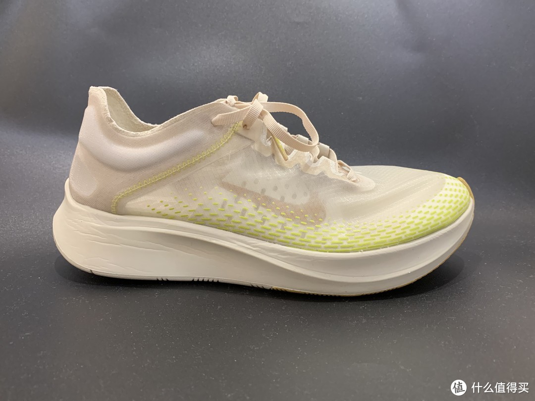 疾风难驭：NIKE ZOOM FLY SP FAST 竞速鞋评测