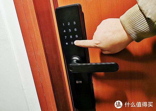 黑科技让生活更智能，小益指纹锁E206T让家居安全更有保障