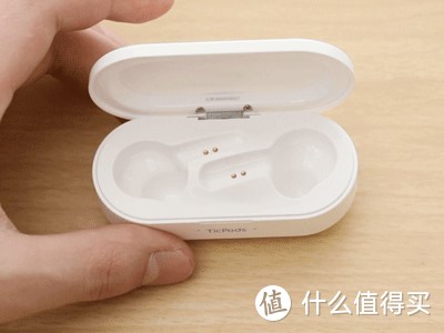 年底买耳机买什么，还是Airpods？