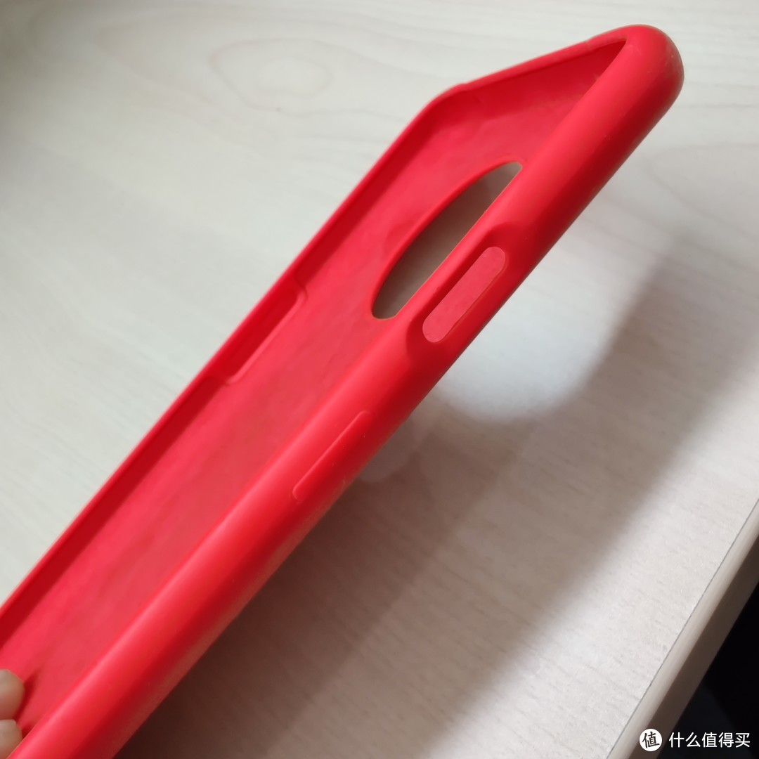 丝丝入扣——29入手OnePlus 7T官网硅胶保护壳