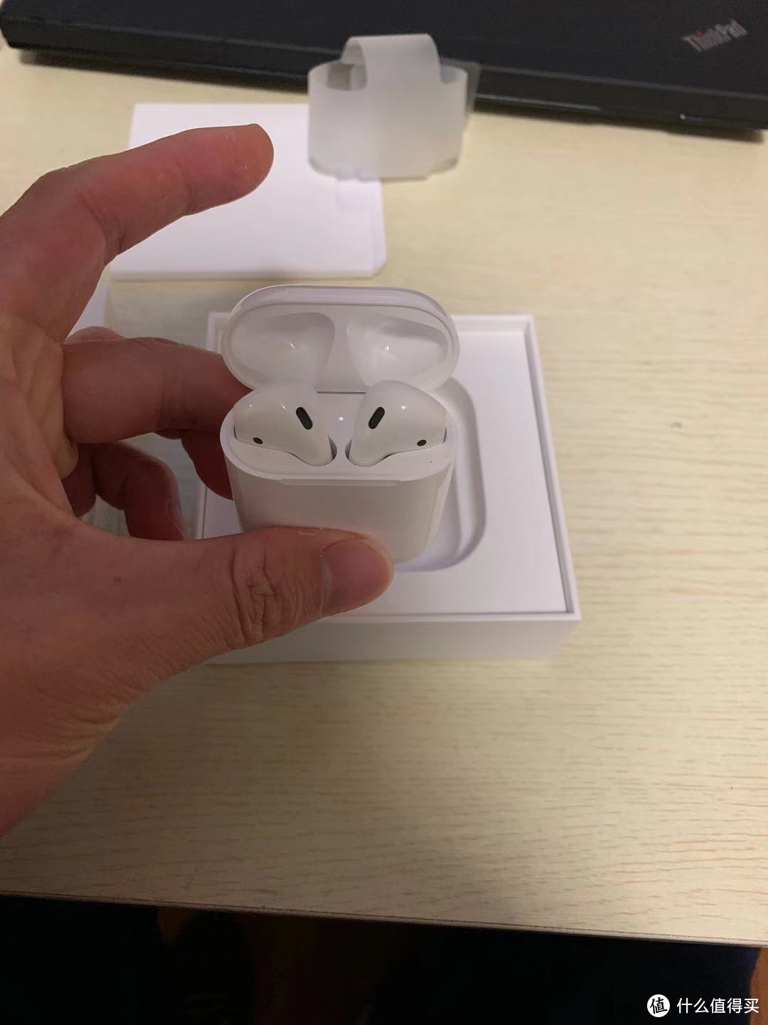 京东顺利下车 Apple 苹果 新AirPods（二代）无线蓝牙耳机 有线充电盒版