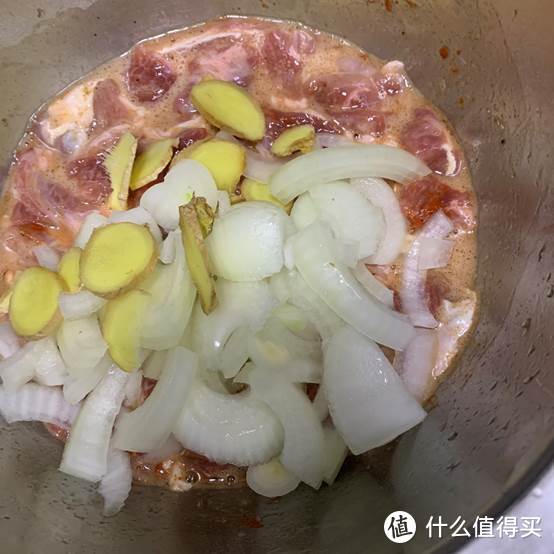 家庭烤箱烤羊肉串，香嫩爽口不腻人