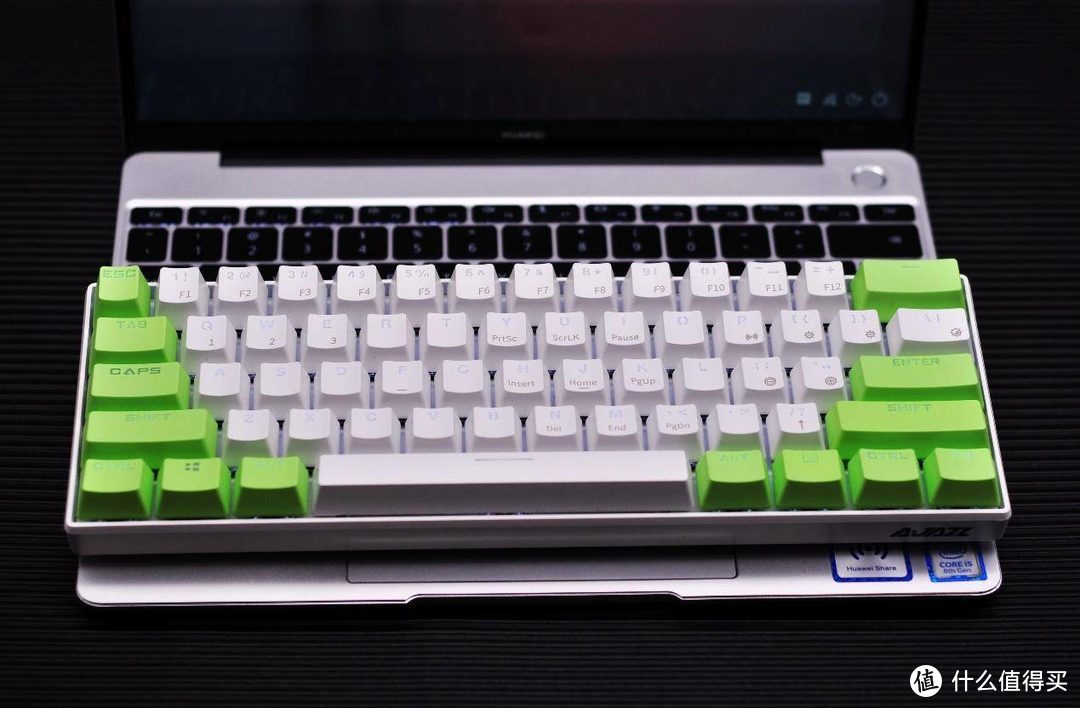 键盘控的第一把61键配列，黑爵i610T有线蓝牙双模机械键盘