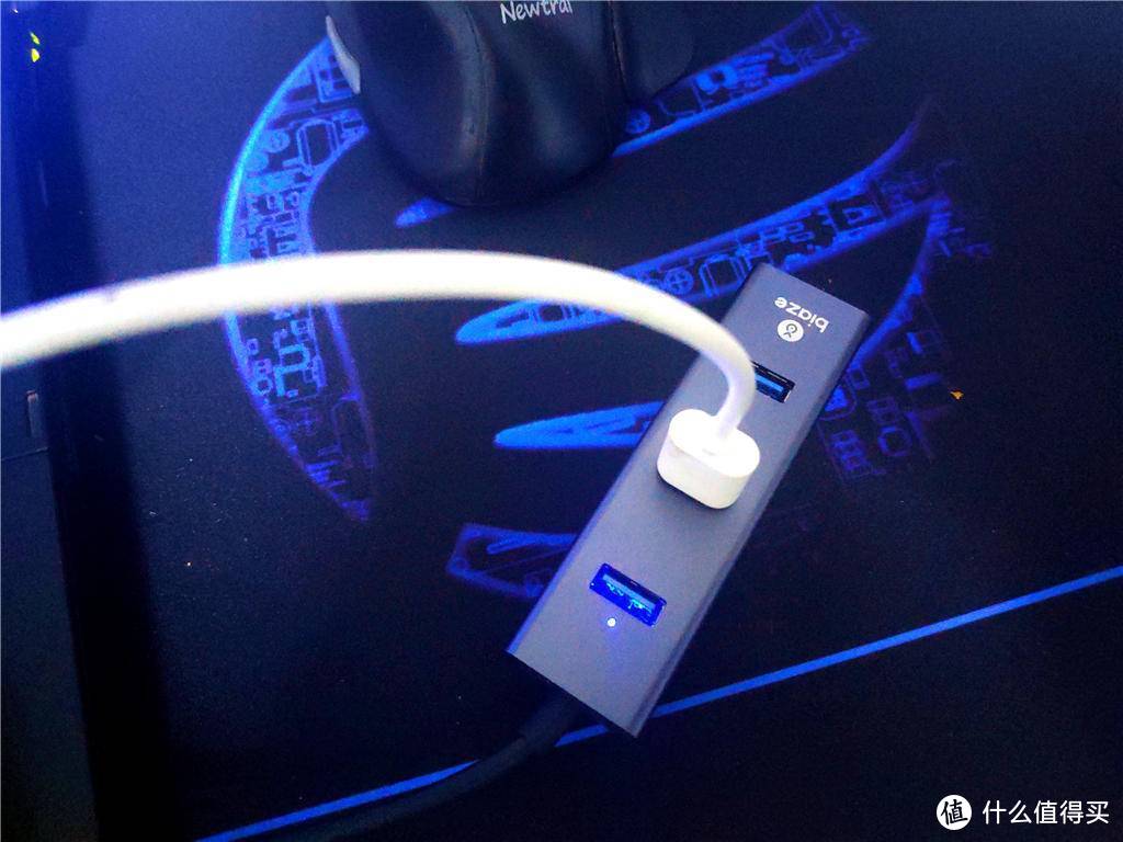 四口扩展，告别插拔烦恼，毕亚兹 USB3.0 1.5米超长分线器 体验