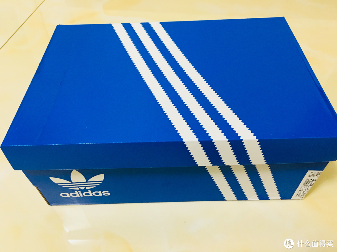 经典复古 Adidas三叶草ZX750男子运动鞋