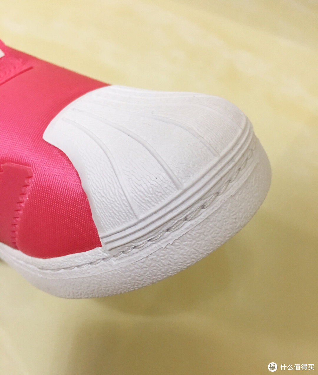 娃的第一双三叶草 adidas女童贝壳鞋天然粉