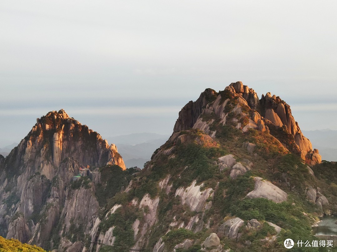 莲花峰和天都峰