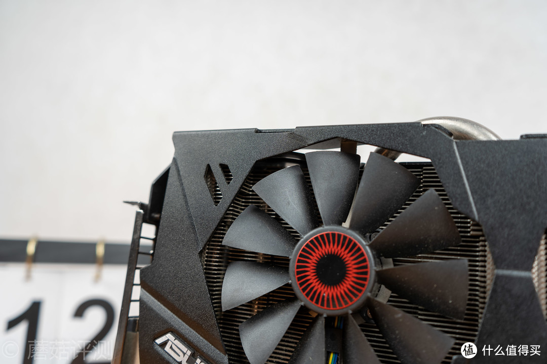 700元性价比最高的显卡？华硕STRIX GTX 980 DC2OC显卡 评测