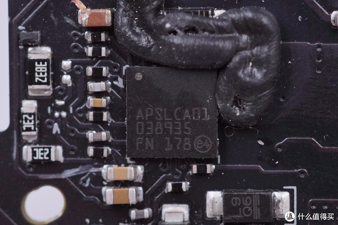 拆解报告：苹果96W USB PD快充充电器A2166